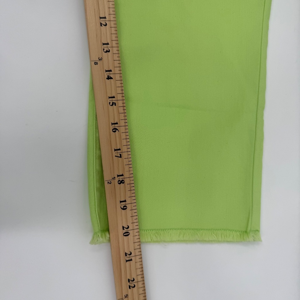 Chicos Jeans Women Small NEW Green Neon Slim Leg Capri Perfect Stretch Grlfrnd - Picture 11 of 13